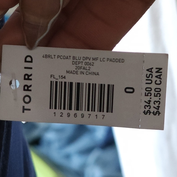 Lightly Lined Microfiber Plunge Bralette - Picture 5 of 6